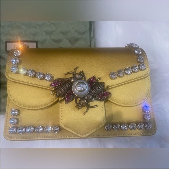 Gucci Broadway Pearly Bee Shoulder Bag
Crystal Embellished Satin - Picture 8 of 14